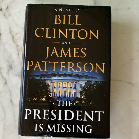 The President is Missing : Bill Clinton and James Patterson - Picture 1 of 3